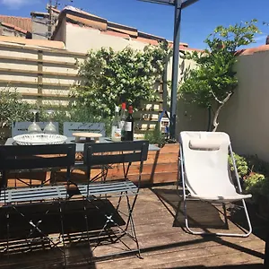  Holiday home Maison Avec Terrasse A Arles, Provence